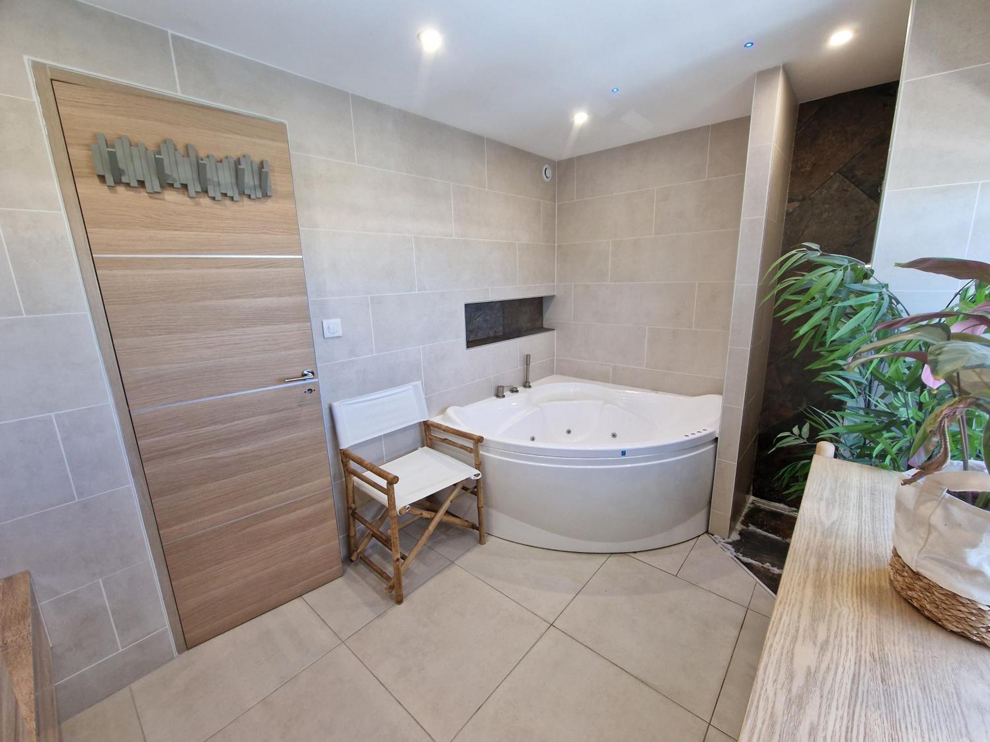 Marina Exceptionnelle - 8 Pers - 120 M2 Vue - Parentales - Cinema - Ponton