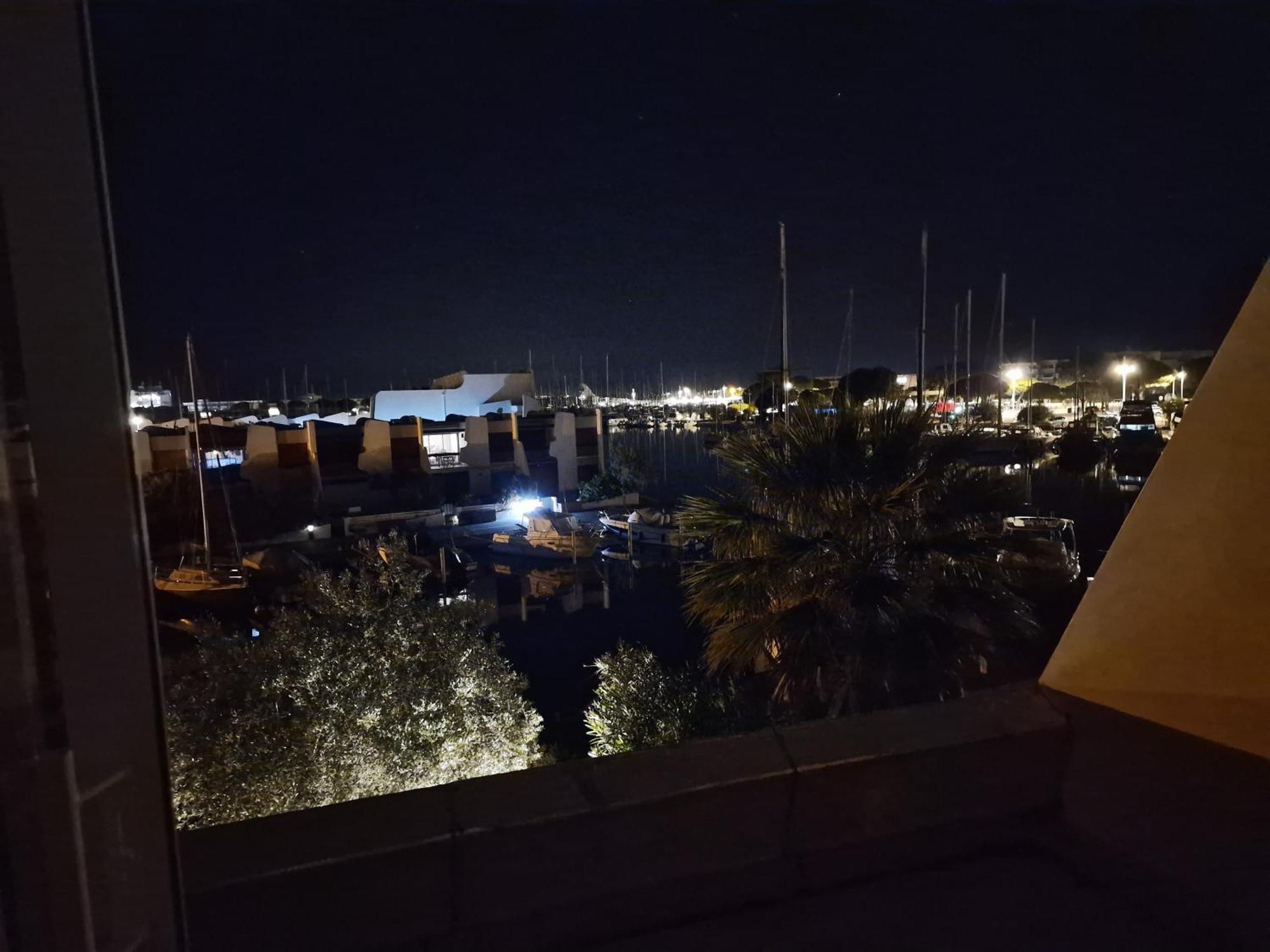 Marina Exceptionnelle - 8 Pers - 120 M2 Vue - Parentales - Cinema - Ponton * Le Grau-du-Roi