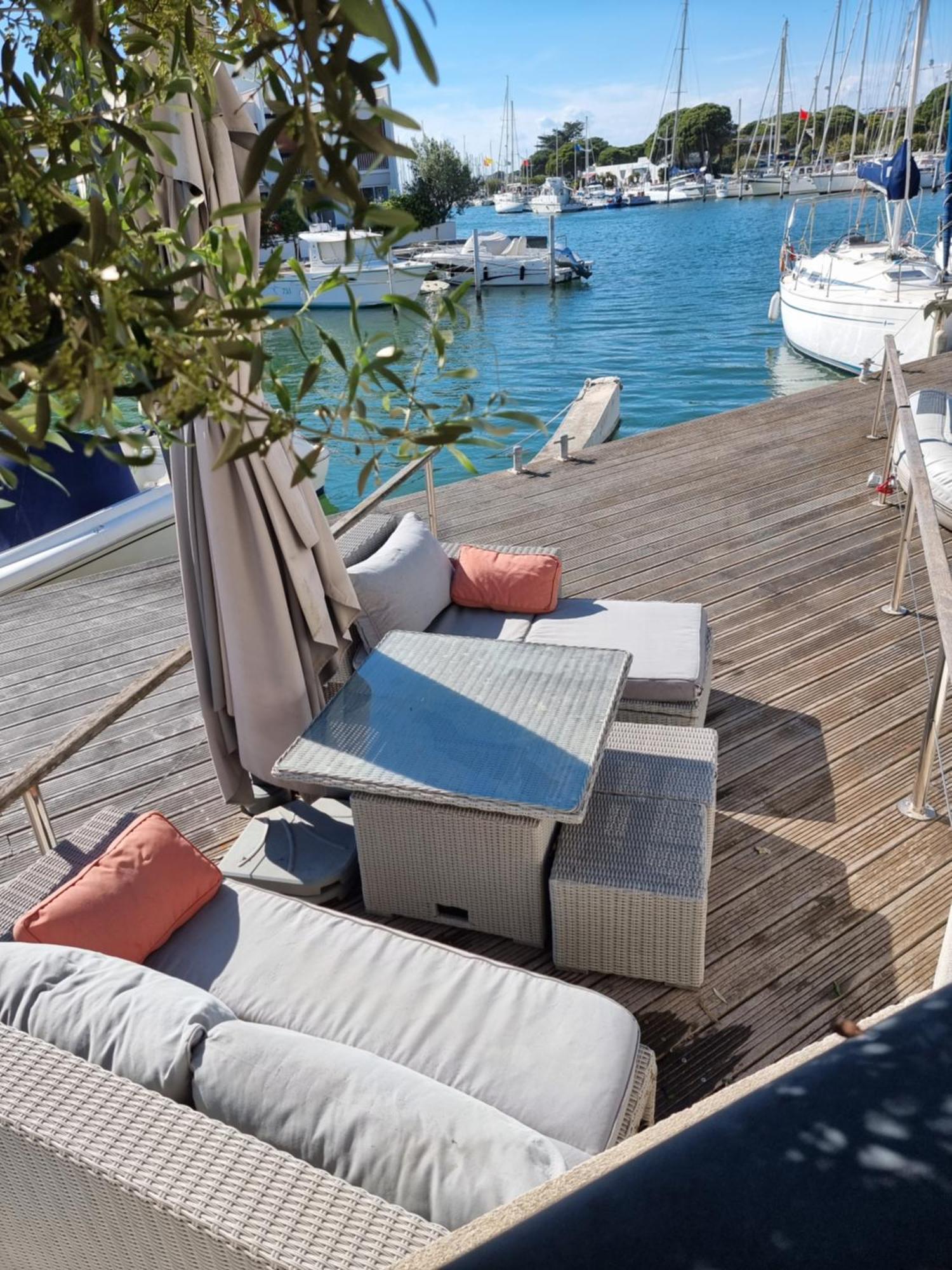 Marina Exceptionnelle - 8 Pers - 120 M2 Vue - Parentales - Cinema - Ponton Villa