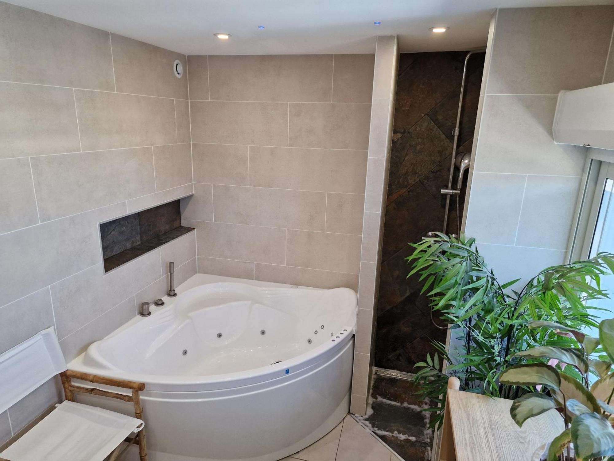 Villa Marina Exceptionnelle - 8 Pers - 120 M2 Vue - Parentales - Cinema - Ponton *